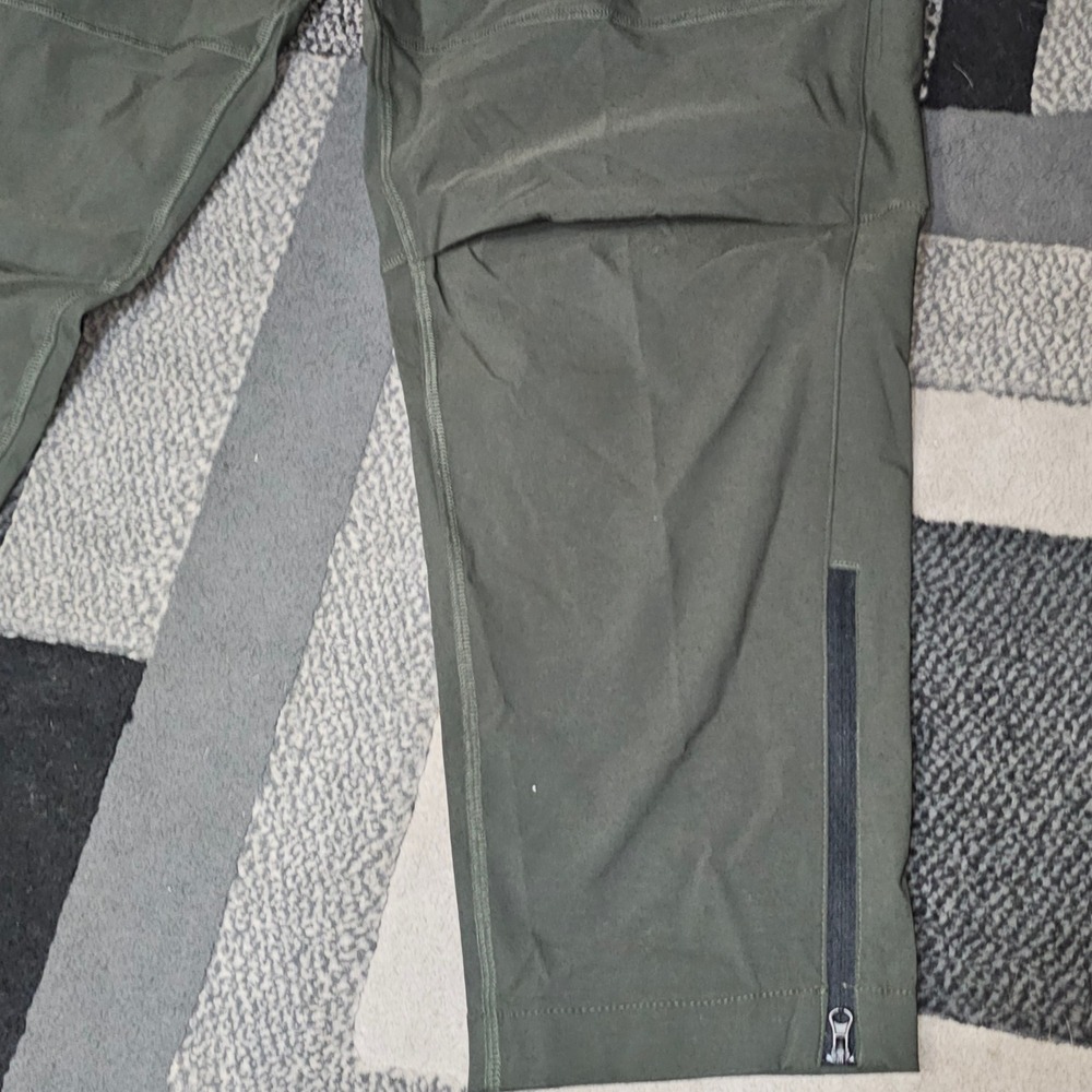 Nike Tech Woven Pants Mens Large Olive Green HM8241-355 New - Picture 3 of 5